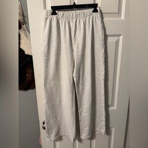 Brandy Melville Women’s Heather Light Grey Wide Leg Pants